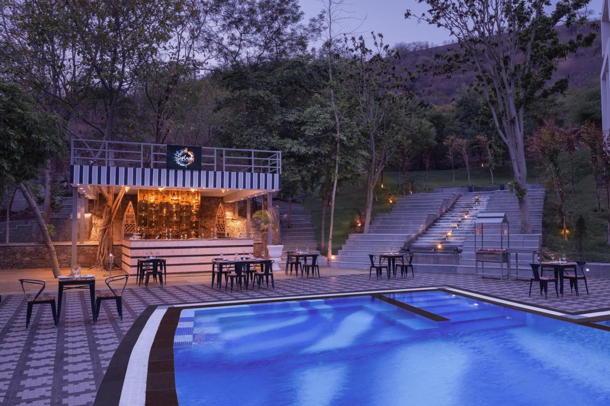 Essentia Luxury Resort & Spa Udaipur Exterior foto